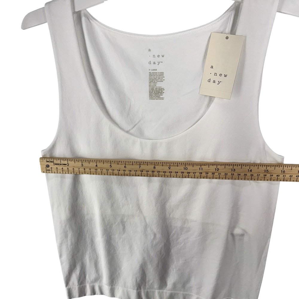 A New Day Womens XL White Tank Top Scoop Neck NWT - Picture 6 of 6